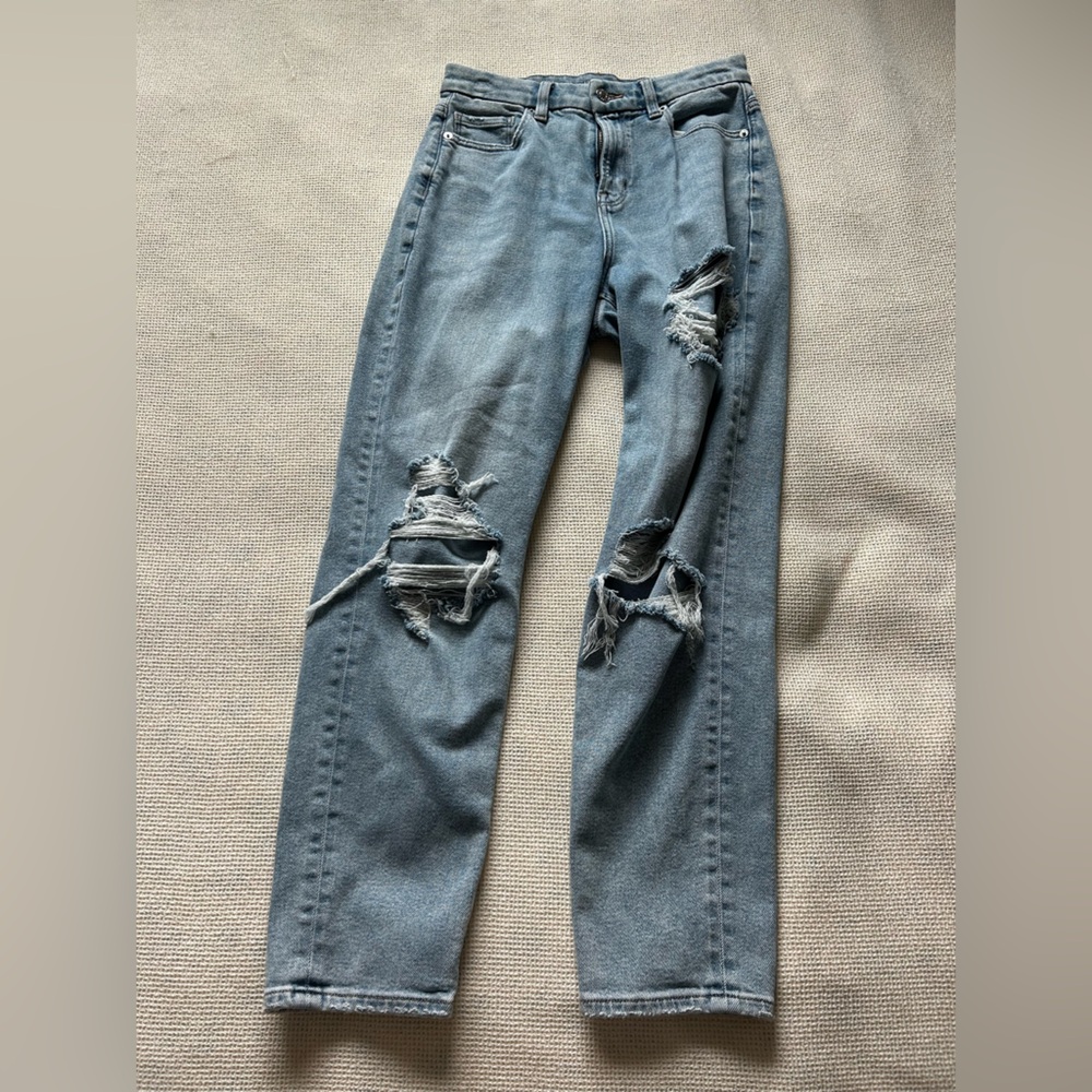 American Eagle Straight Leg jeans